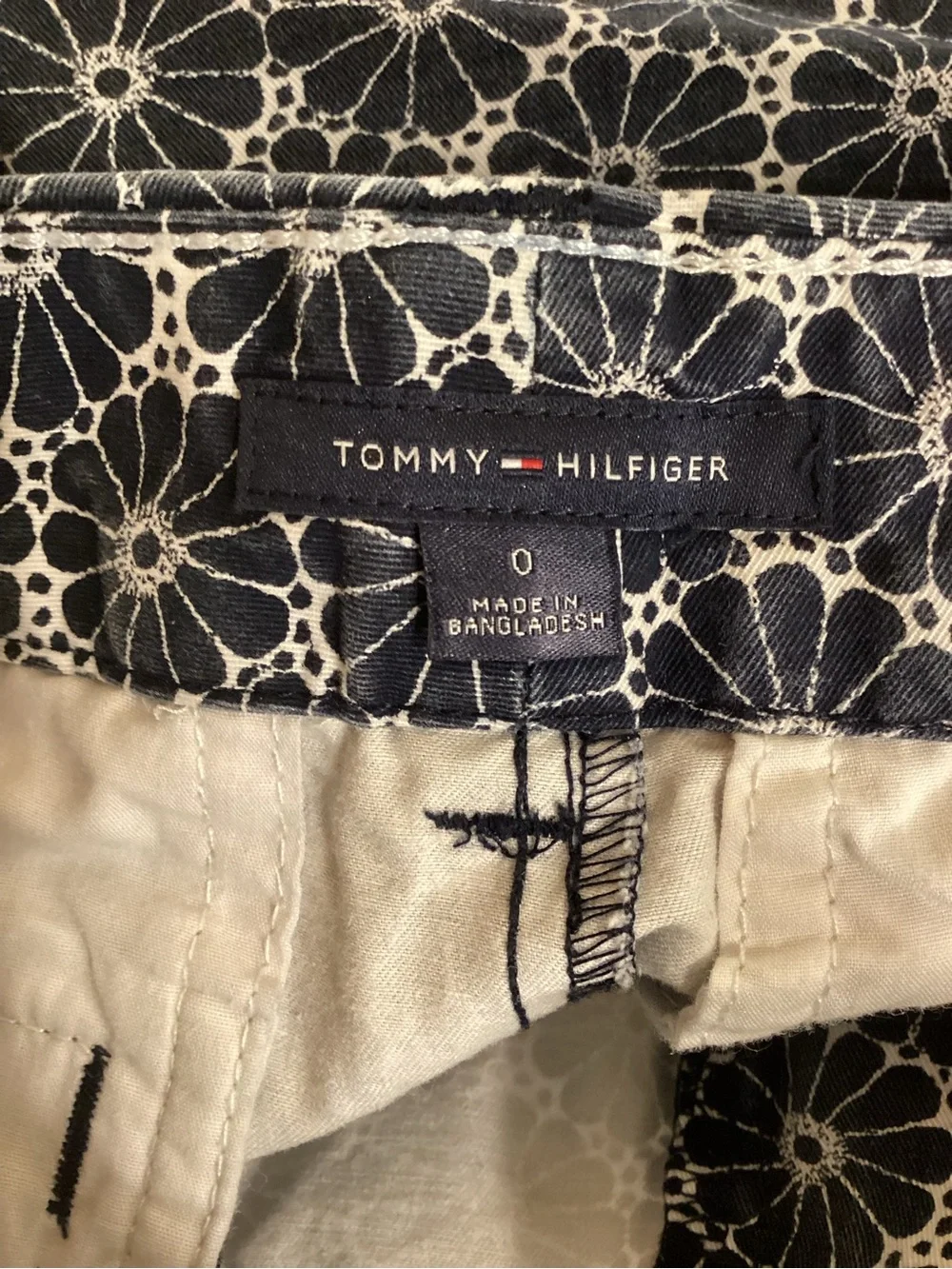 Tommy Hilfiger Navy and White Geometric Floral Flat Front Shorts